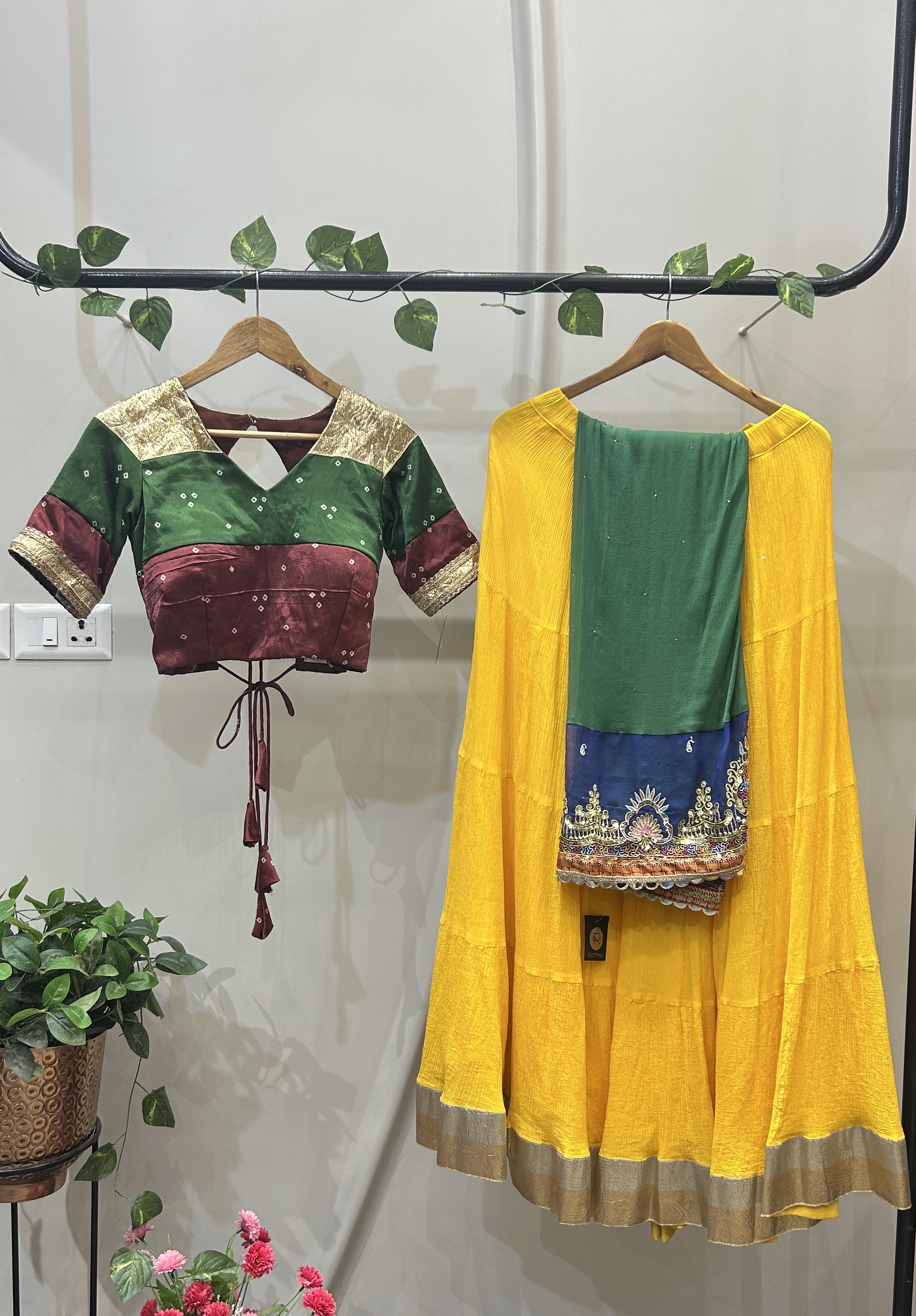 YELLOW & BROWN
